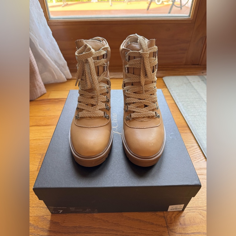 J.Crew Lightweight Leather Nordic Hiker Boot Light Caramel Size 7